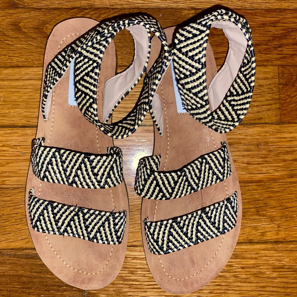 Women’s sandals